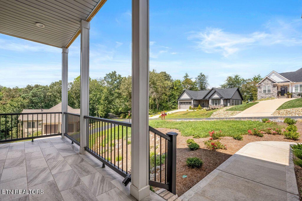 Loudon, Tennessee, 37774, United States, 4 Bedrooms Bedrooms, ,4.5 BathroomsBathrooms,Residential,Forsale,1942458