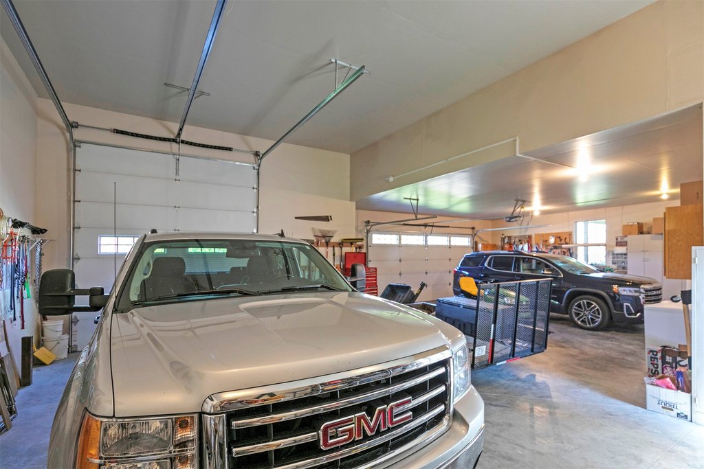Hamilton, Montana, 59840, United States, 3 Bedrooms Bedrooms, ,2 BathroomsBathrooms,Residential,Forsale,1944305