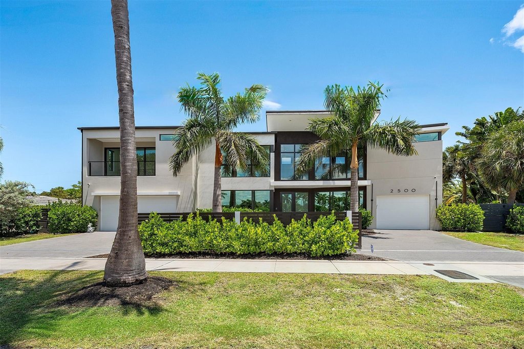 Fort Lauderdale, Florida, 33305, United States, 5 Bedrooms Bedrooms, ,6.5 BathroomsBathrooms,Residential,Forsale,1968296