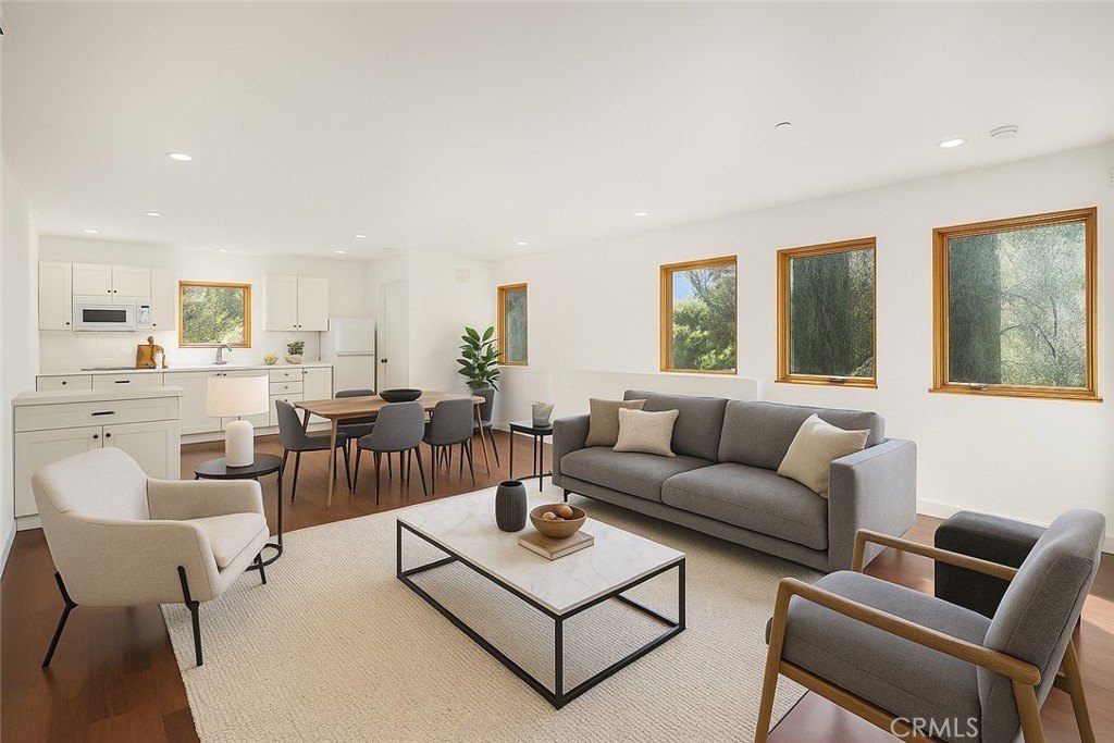 Silverado, California, 92676, United States, 6 Bedrooms Bedrooms, ,6.5 BathroomsBathrooms,Residential,Forsale,1954446