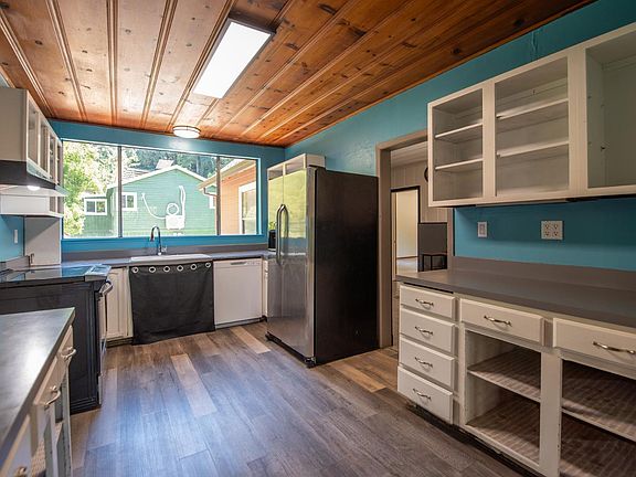 Forestville, California, 95436, United States, 3 Bedrooms Bedrooms, ,2 BathroomsBathrooms,Residential,Forsale,1934062