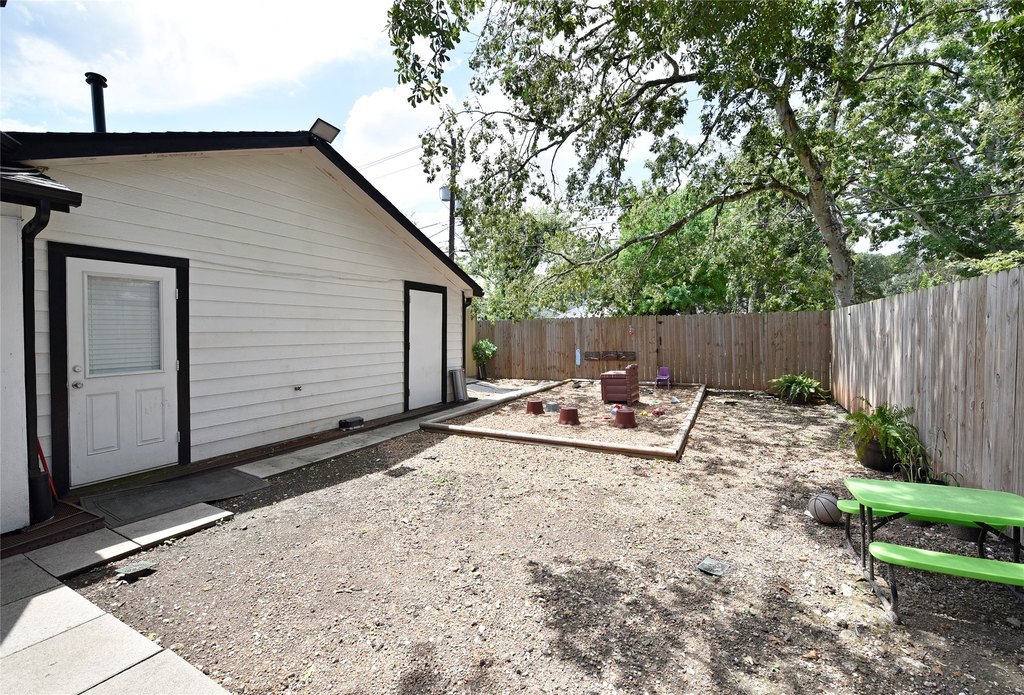 Rosenberg, Texas, 77471, United States, ,0.5 BathroomBathrooms,Residential,Forsale,1909974