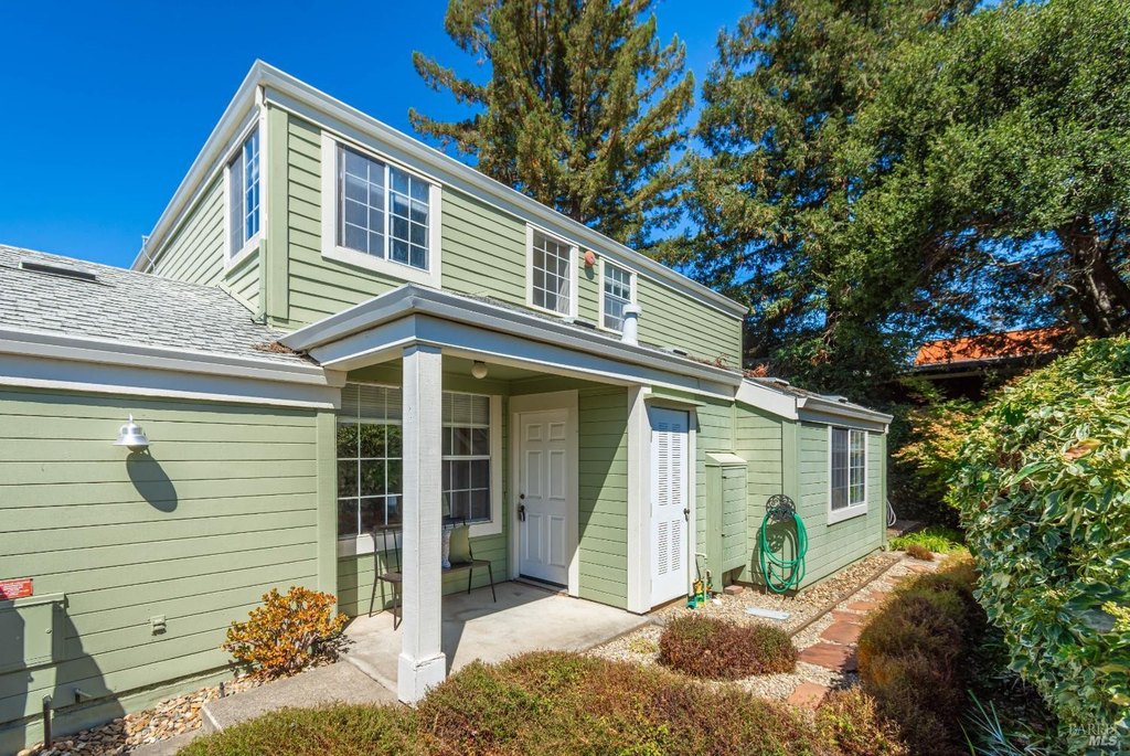 Napa, California, 94558, United States, 3 Bedrooms Bedrooms, ,2 BathroomsBathrooms,Residential,Forsale,1953126