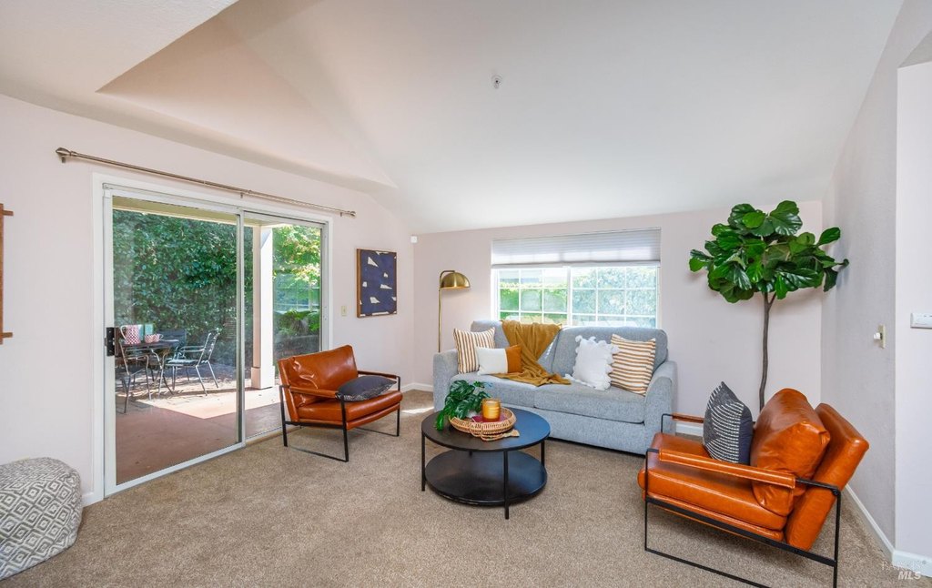 Napa, California, 94558, United States, 3 Bedrooms Bedrooms, ,2 BathroomsBathrooms,Residential,Forsale,1953126