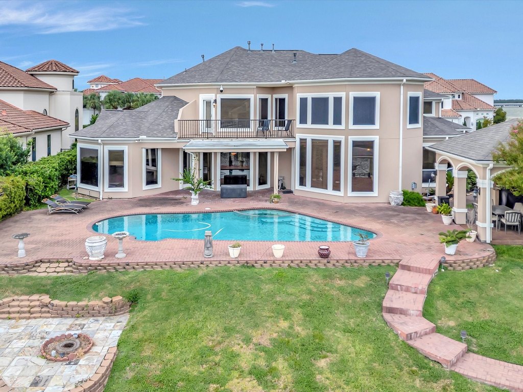 Seabrook, Texas, 77586, United States, 5 Bedrooms Bedrooms, ,5.5 BathroomsBathrooms,Residential,Forsale,1954134