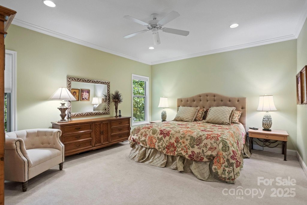 Hendersonville, North Carolina, 28791, United States, 2 Bedrooms Bedrooms, ,2.5 BathroomsBathrooms,Residential,Forsale,1960280 Hendersonville, North Carolina, 28791, United States, 2 Bedrooms Bedrooms, ,2.5 BathroomsBathrooms,Residential,Forsale,1960280