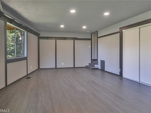 Lake Arrowhead, California, 92352, United States, 3 Bedrooms Bedrooms, ,2 BathroomsBathrooms,Residential,Forsale,1934023