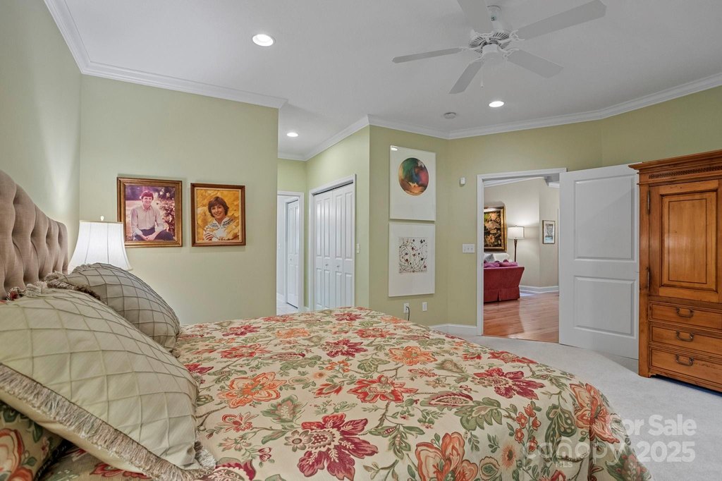 Hendersonville, North Carolina, 28791, United States, 2 Bedrooms Bedrooms, ,2.5 BathroomsBathrooms,Residential,Forsale,1960280 Hendersonville, North Carolina, 28791, United States, 2 Bedrooms Bedrooms, ,2.5 BathroomsBathrooms,Residential,Forsale,1960280