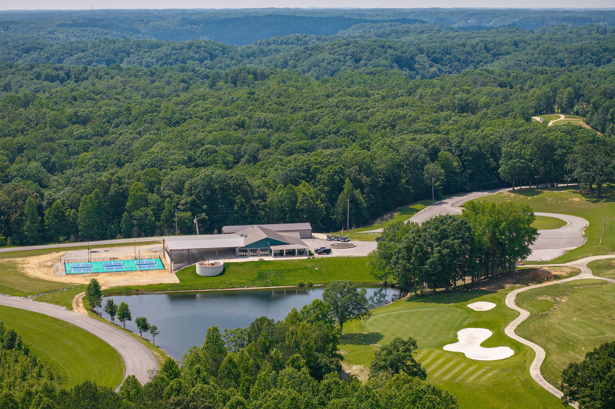 Sparta, Tennessee, 38583, United States, 3 Bedrooms Bedrooms, ,3.5 BathroomsBathrooms,Residential,Forsale,1968516