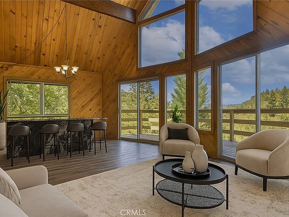 Lake Arrowhead, California, 92352, United States, 3 Bedrooms Bedrooms, ,2 BathroomsBathrooms,Residential,Forsale,1934023