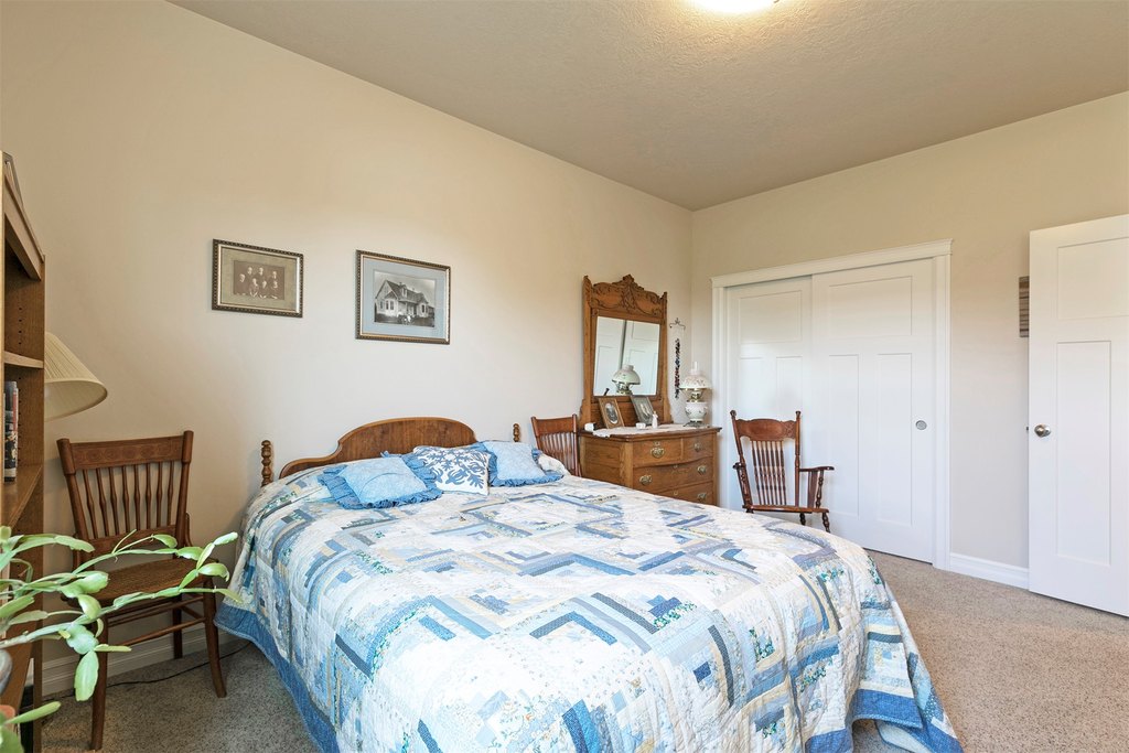 Hamilton, Montana, 59840, United States, 3 Bedrooms Bedrooms, ,2 BathroomsBathrooms,Residential,Forsale,1944305