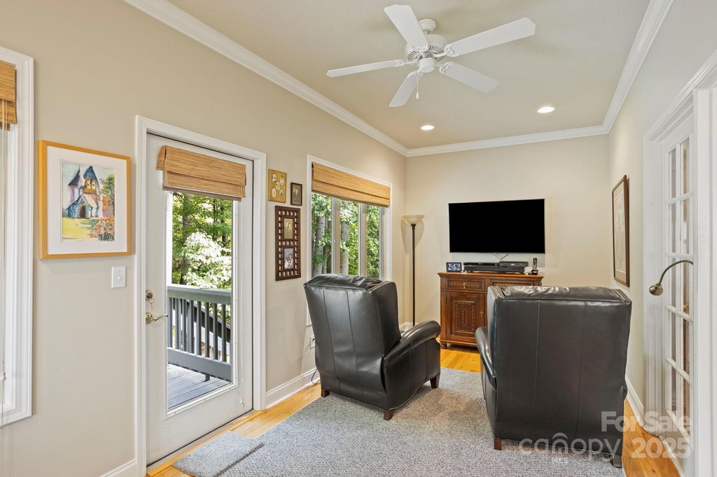 Hendersonville, North Carolina, 28791, United States, 2 Bedrooms Bedrooms, ,2.5 BathroomsBathrooms,Residential,Forsale,1960280 Hendersonville, North Carolina, 28791, United States, 2 Bedrooms Bedrooms, ,2.5 BathroomsBathrooms,Residential,Forsale,1960280