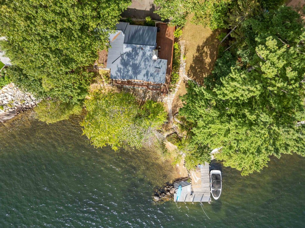Gilford, New Hampshire, 03249, United States, 5 Bedrooms Bedrooms, ,2 BathroomsBathrooms,Residential,Forsale,1909963