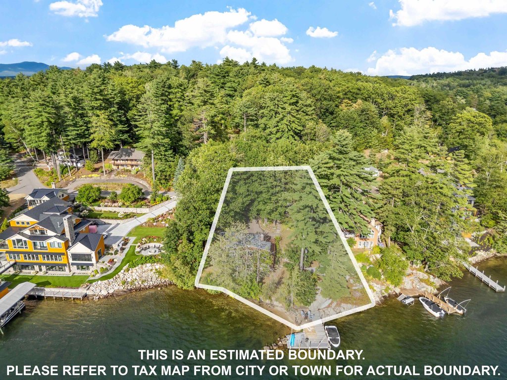 Gilford, New Hampshire, 03249, United States, 5 Bedrooms Bedrooms, ,2 BathroomsBathrooms,Residential,Forsale,1909963