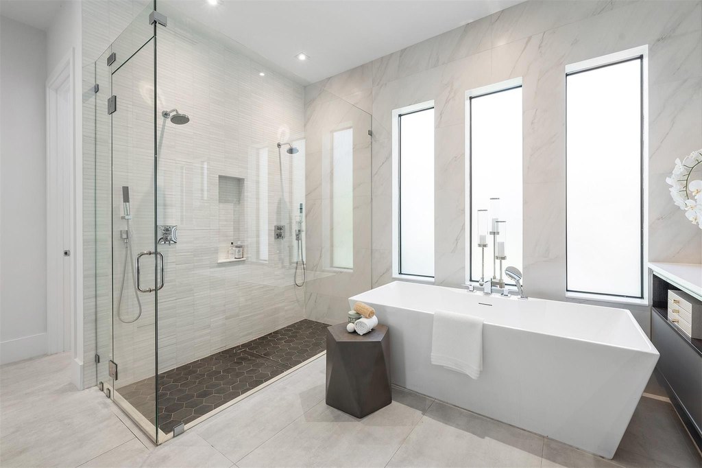 Fort Lauderdale, Florida, 33305, United States, 5 Bedrooms Bedrooms, ,6.5 BathroomsBathrooms,Residential,Forsale,1968296