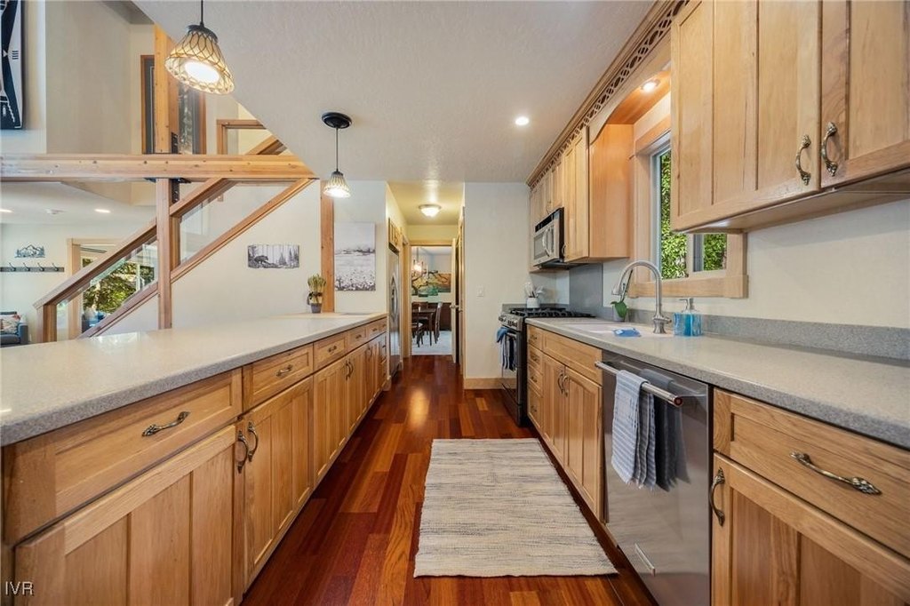 Incline Village, Nevada, 89451, United States, 5 Bedrooms Bedrooms, ,3.5 BathroomsBathrooms,Residential,Forsale,1967389