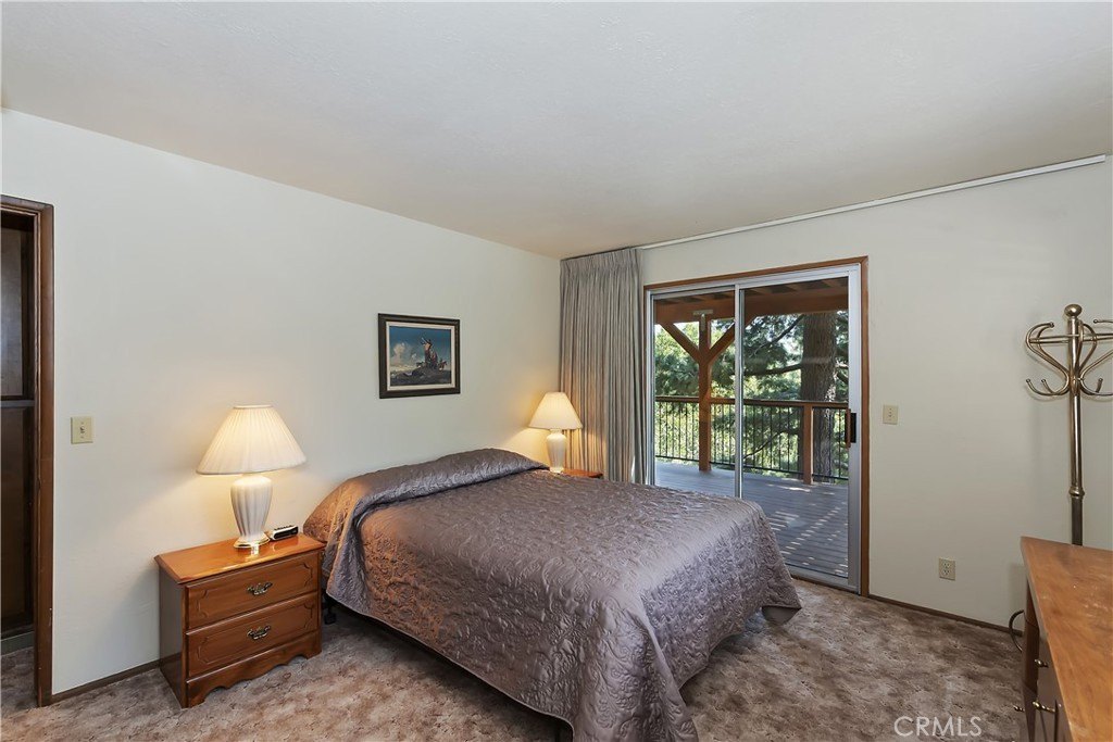 Lake Arrowhead, California, 92352, United States, 3 Bedrooms Bedrooms, ,1.5 BathroomsBathrooms,Residential,Forsale,1953296