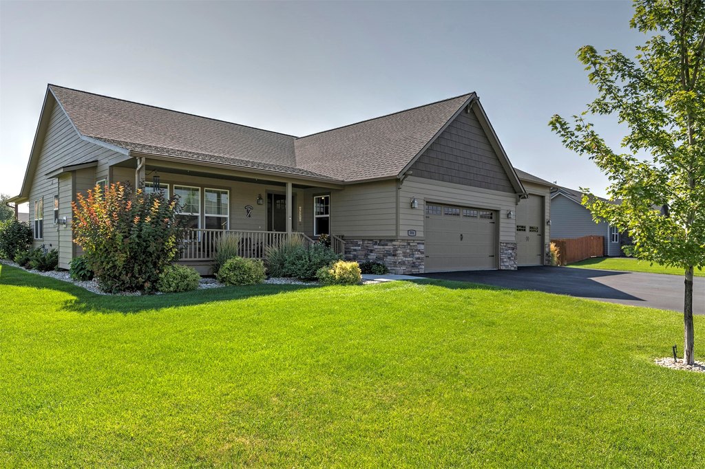 Hamilton, Montana, 59840, United States, 3 Bedrooms Bedrooms, ,2 BathroomsBathrooms,Residential,Forsale,1944305