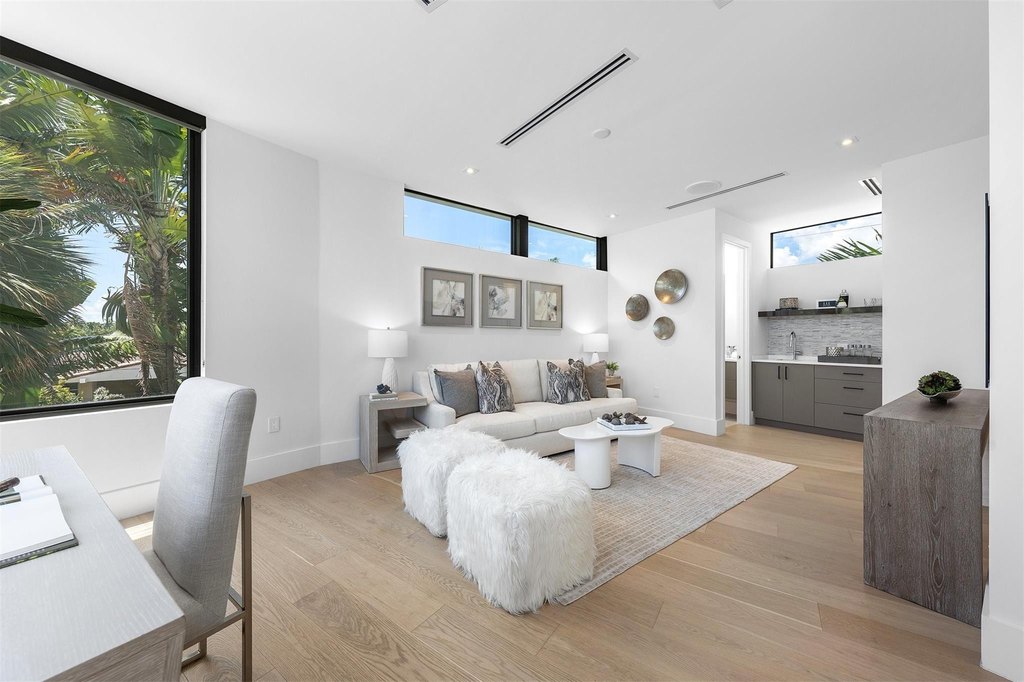 Fort Lauderdale, Florida, 33305, United States, 5 Bedrooms Bedrooms, ,6.5 BathroomsBathrooms,Residential,Forsale,1968296