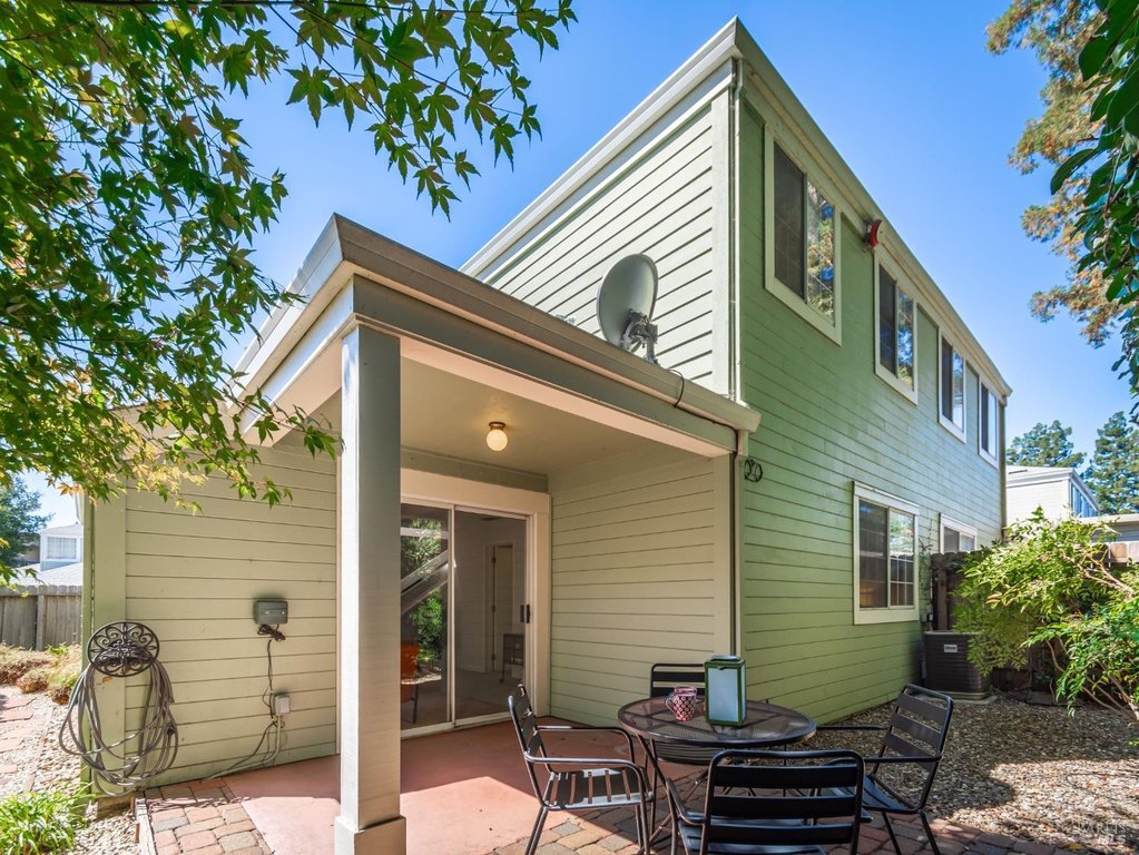 Napa, California, 94558, United States, 3 Bedrooms Bedrooms, ,2 BathroomsBathrooms,Residential,Forsale,1953126