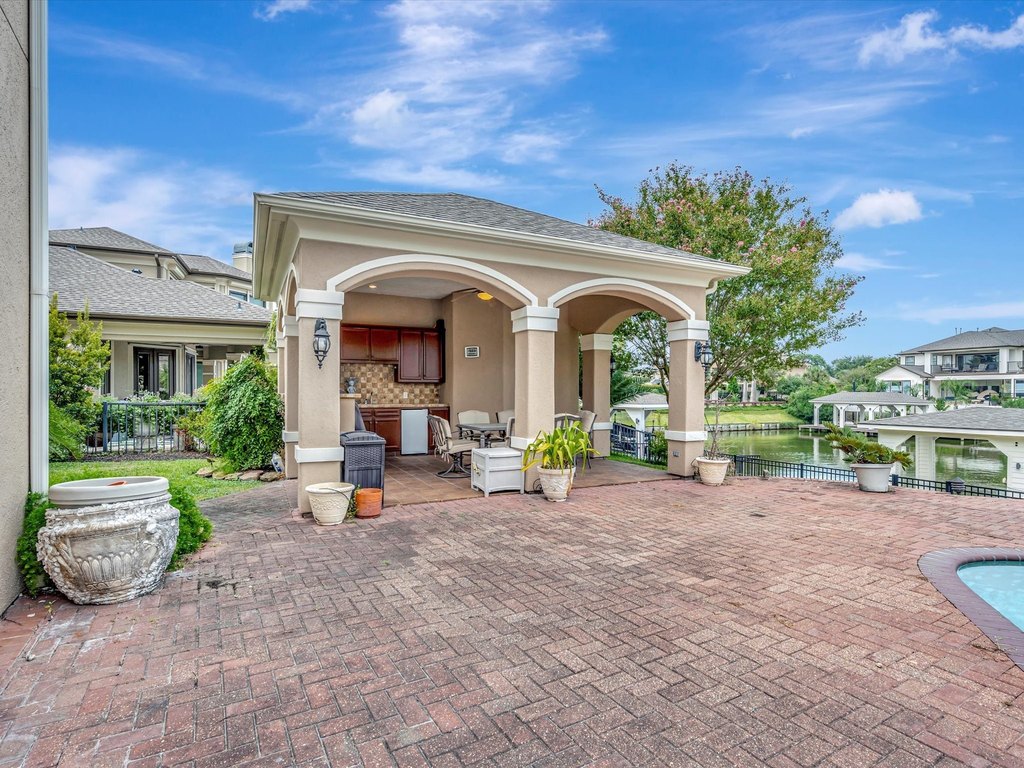 Seabrook, Texas, 77586, United States, 5 Bedrooms Bedrooms, ,5.5 BathroomsBathrooms,Residential,Forsale,1954134