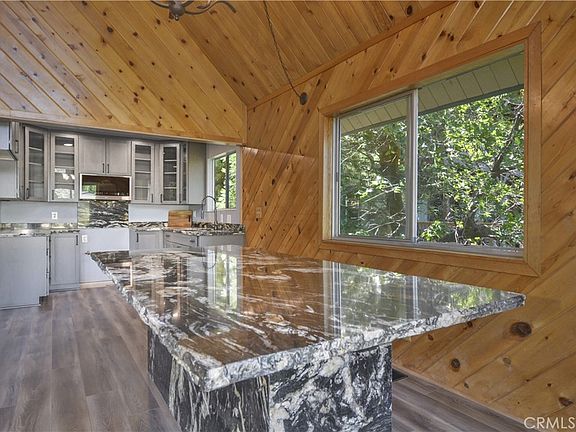 Lake Arrowhead, California, 92352, United States, 3 Bedrooms Bedrooms, ,2 BathroomsBathrooms,Residential,Forsale,1934023