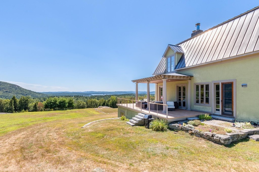Sandwich, New Hampshire, 03227, United States, 4 Bedrooms Bedrooms, ,4.5 BathroomsBathrooms,Residential,Forsale,1952921