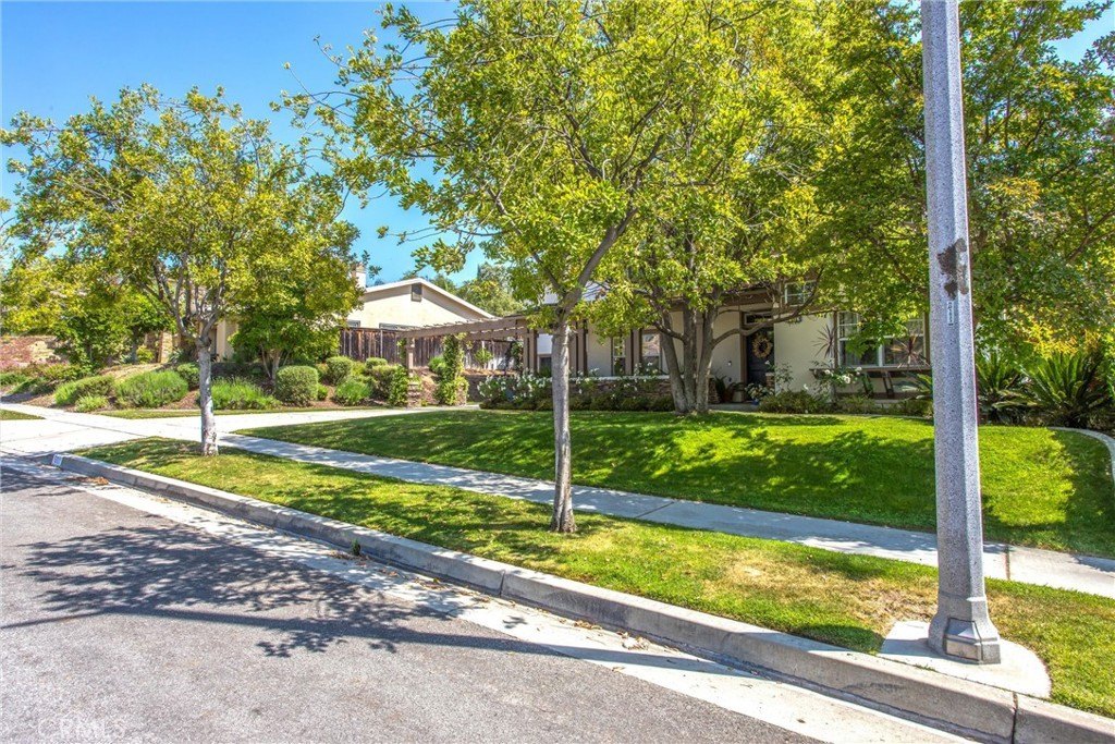 Redlands, California, 92373, United States, 5 Bedrooms Bedrooms, ,4 BathroomsBathrooms,Residential,Forsale,1933749