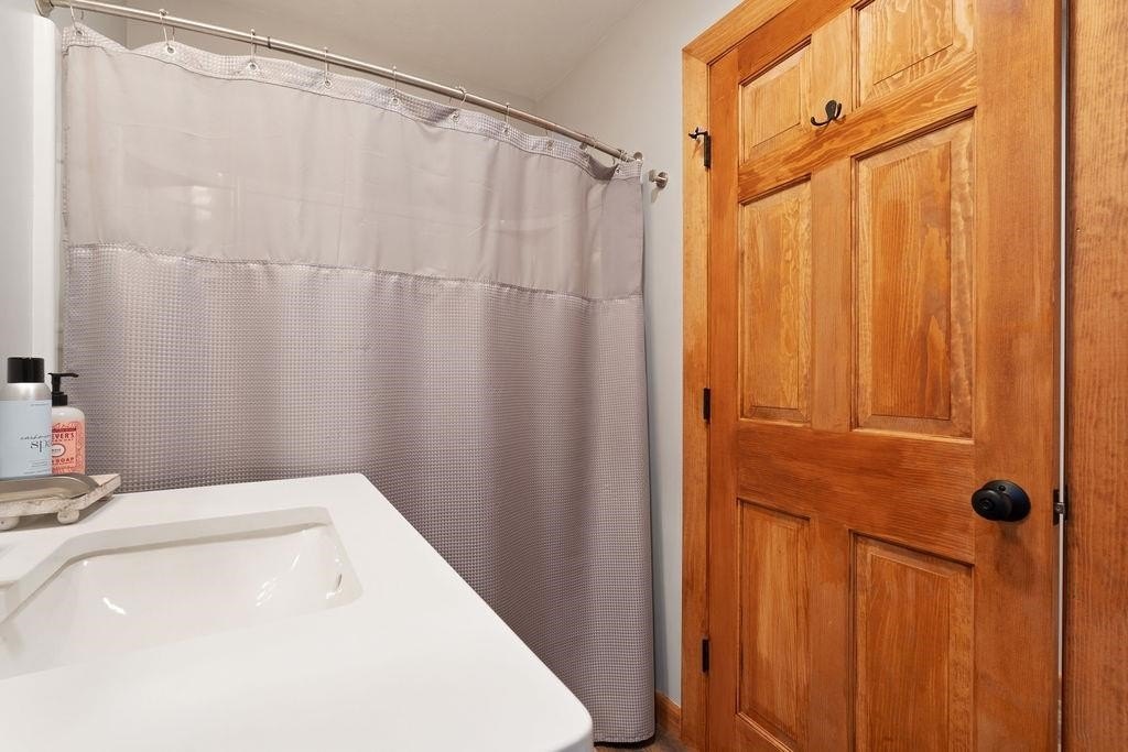 Moultonborough, New Hampshire, 03254, United States, 3 Bedrooms Bedrooms, ,3.5 BathroomsBathrooms,Residential,Forsale,1941255