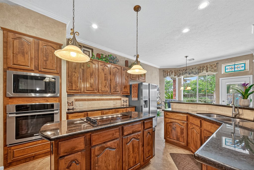 Houston, Texas, 77059, United States, 4 Bedrooms Bedrooms, ,3.5 BathroomsBathrooms,Residential,Forsale,1954135