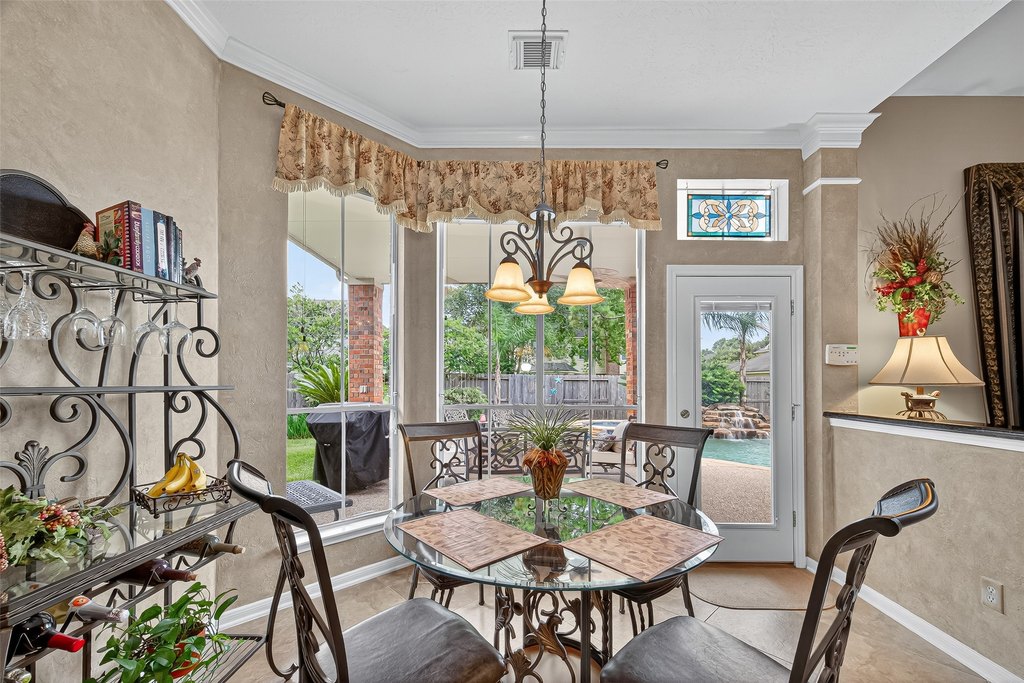 Houston, Texas, 77059, United States, 4 Bedrooms Bedrooms, ,3.5 BathroomsBathrooms,Residential,Forsale,1954135