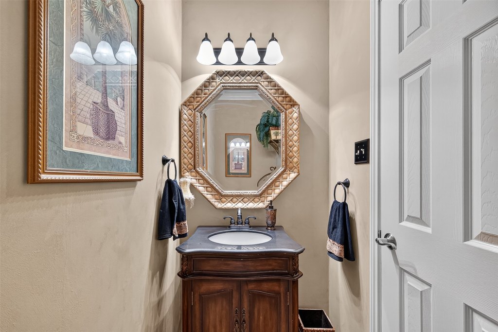 Houston, Texas, 77059, United States, 4 Bedrooms Bedrooms, ,3.5 BathroomsBathrooms,Residential,Forsale,1954135