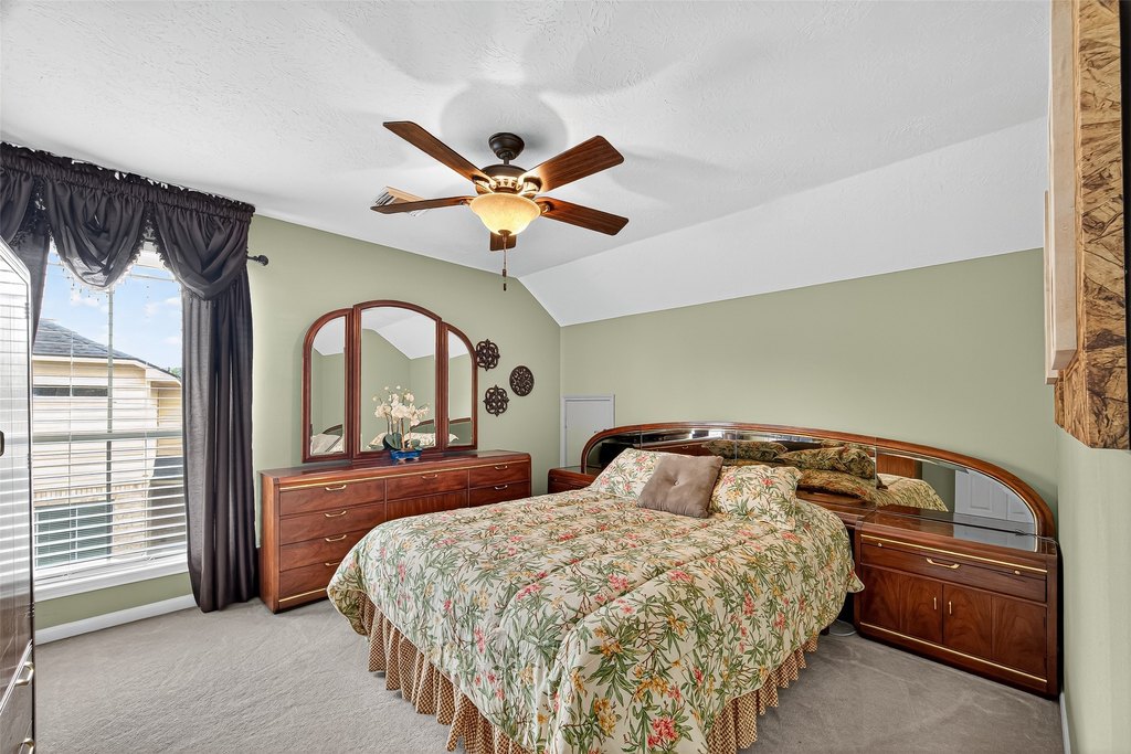 Houston, Texas, 77059, United States, 4 Bedrooms Bedrooms, ,3.5 BathroomsBathrooms,Residential,Forsale,1954135