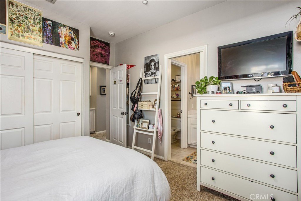 Redlands, California, 92373, United States, 5 Bedrooms Bedrooms, ,4 BathroomsBathrooms,Residential,Forsale,1933749