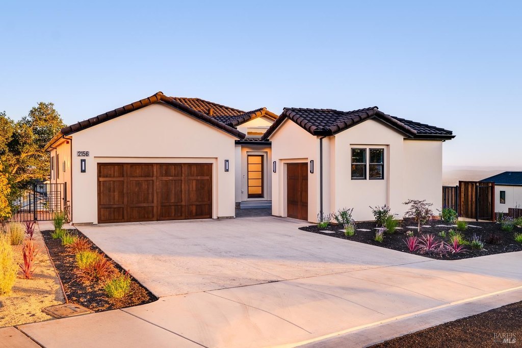 Santa Rosa, California, 95404, United States, 4 Bedrooms Bedrooms, ,4.5 BathroomsBathrooms,Residential,Forsale,1953131
