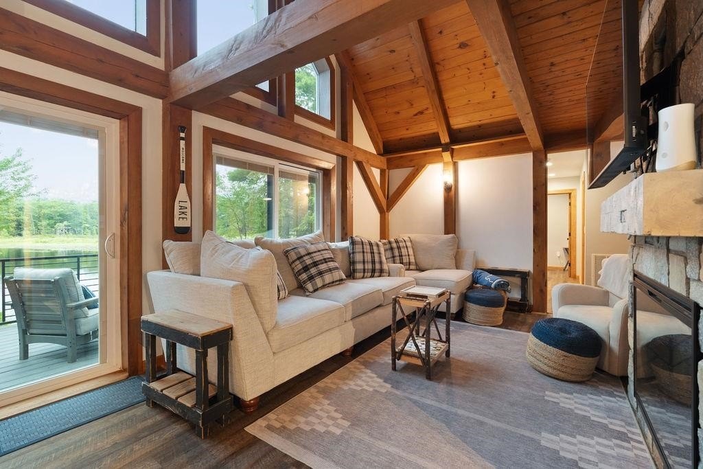 Moultonborough, New Hampshire, 03254, United States, 3 Bedrooms Bedrooms, ,3.5 BathroomsBathrooms,Residential,Forsale,1941255
