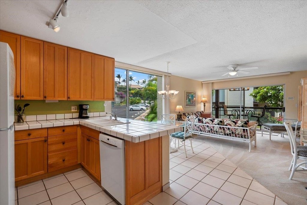 Kihei, Hawaii, 96753, United States, 1 Bedroom Bedrooms, ,1 BathroomBathrooms,Residential,Forsale,1990117