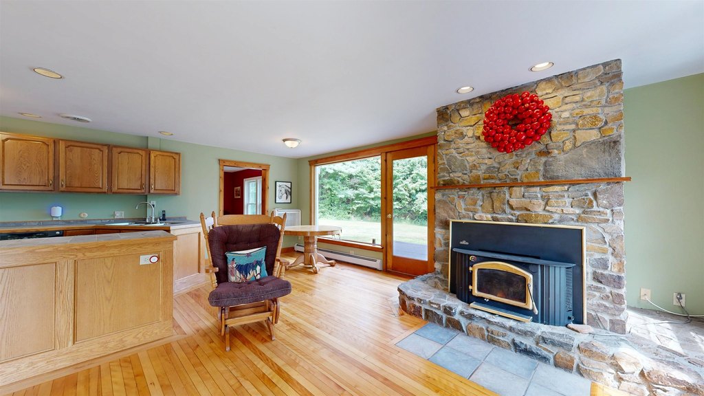 Underhill, Vermont, 05489, United States, 4 Bedrooms Bedrooms, ,3 BathroomsBathrooms,Residential,Forsale,1953117