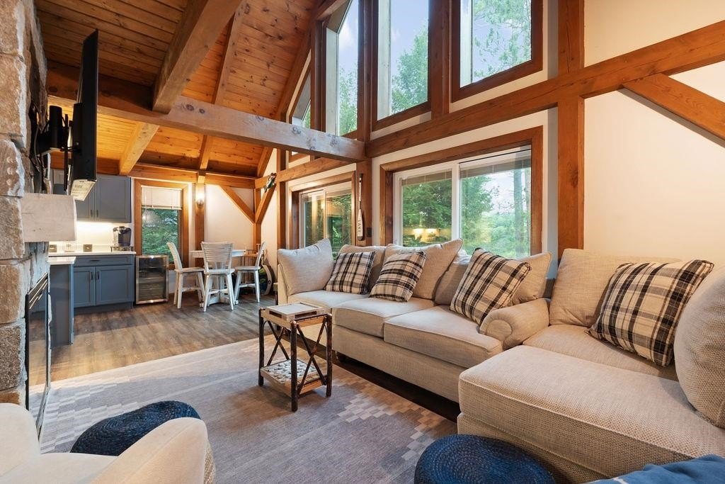 Moultonborough, New Hampshire, 03254, United States, 3 Bedrooms Bedrooms, ,3.5 BathroomsBathrooms,Residential,Forsale,1941255
