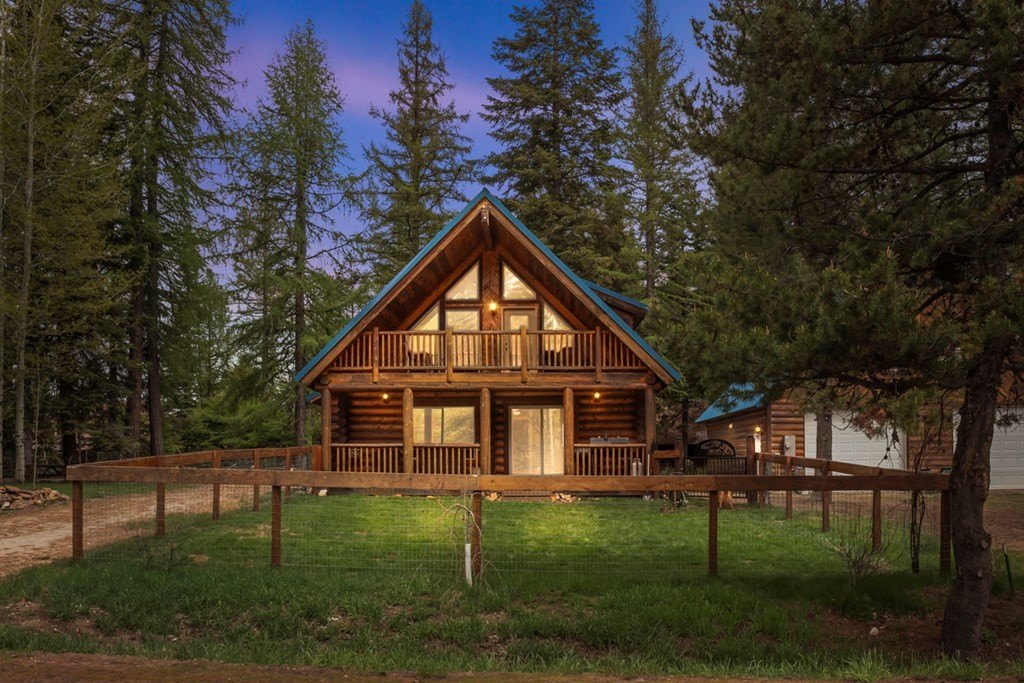 Donnelly, Idaho, 83615, United States, 3 Bedrooms Bedrooms, ,2 BathroomsBathrooms,Residential,Forsale,1889401