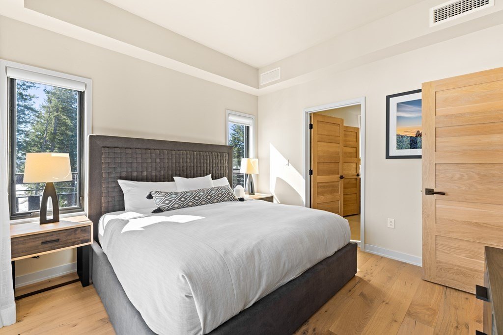 Donnelly, Idaho, 83615, United States, 2 Bedrooms Bedrooms, ,2 BathroomsBathrooms,Residential,Forsale,1889378