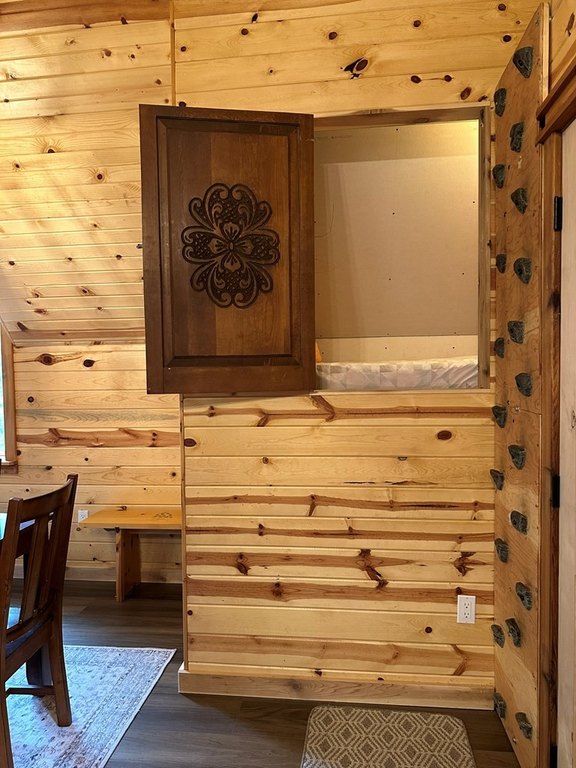 Cascade, Idaho, 83611, United States, 3 Bedrooms Bedrooms, ,1.5 BathroomsBathrooms,Residential,Forsale,1946148