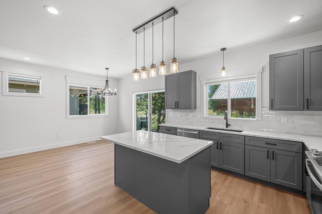 McCall, Idaho, 83638, United States, 4 Bedrooms Bedrooms, ,3 BathroomsBathrooms,Residential,Forsale,1889375