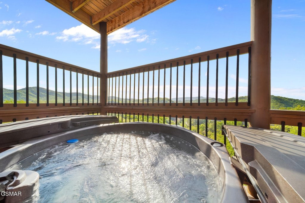 Pigeon Forge, Tennessee, 37863, United States, 12 Bedrooms Bedrooms, ,14 BathroomsBathrooms,Residential,Forsale,1942432