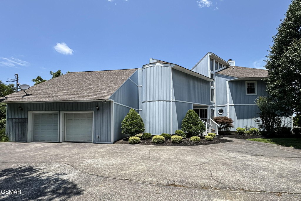 Sevierville, Tennessee, 37862, United States, 3 Bedrooms Bedrooms, ,2.5 BathroomsBathrooms,Residential,Forsale,1893781