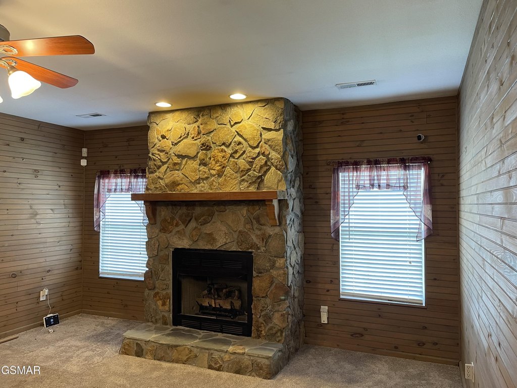 Sevierville, Tennessee, 37862, United States, 3 Bedrooms Bedrooms, ,2 BathroomsBathrooms,Residential,Forsale,1910215