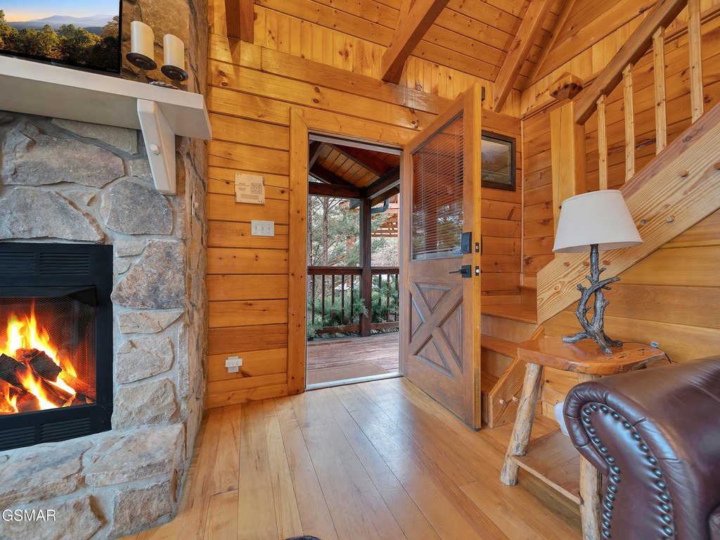 Sevierville, Tennessee, 37862, United States, 3 Bedrooms Bedrooms, ,3 BathroomsBathrooms,Residential,Forsale,1893739