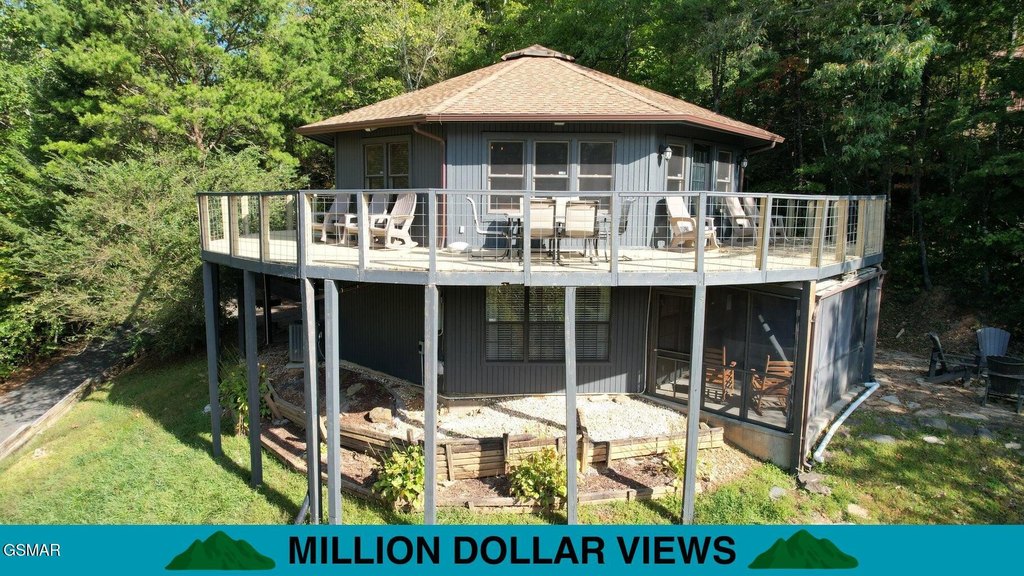 Gatlinburg, Tennessee, 37738, United States, 3 Bedrooms Bedrooms, ,3 BathroomsBathrooms,Residential,Forsale,1899765