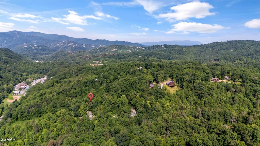 Gatlinburg, Tennessee, 37738, United States, 3 Bedrooms Bedrooms, ,2 BathroomsBathrooms,Residential,Forsale,1893798