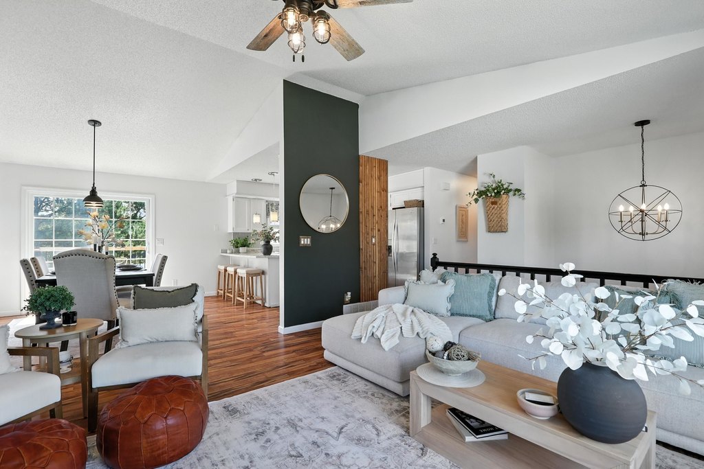 Rapid City, South Dakota, 57702, United States, 4 Bedrooms Bedrooms, ,3 BathroomsBathrooms,Residential,Forsale,1990693